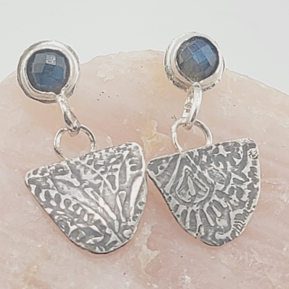 LABRADORITE EMBOSSED POST EARRINGS HANDMADE IN STERLING SILVER METAL - Picture 6 of 7